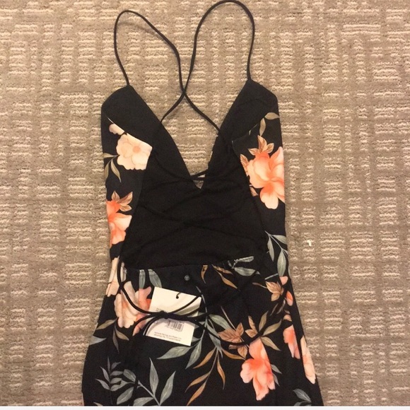 ONE LEFT! NWT ASOS FLORAL BACKLESS MAXI DRESS - Picture 4 of 5